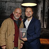 Kromě Báry Mudrové přišel na křest knihy režiséra Daniela Pánka herec Hynek...