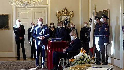 Prezident Milo Zeman jmenoval novou vládu eska.