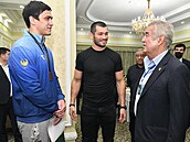 Makhmud Muradov je v Uzbekistánu národním hrdinou.