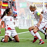 Nadia Nadim slaví gól za dánskou reprezentaci.
