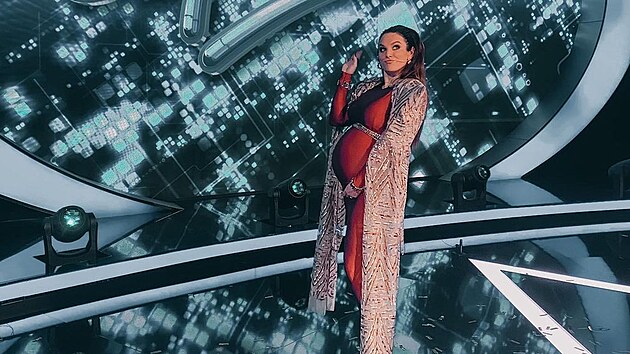 Ewa Farna ve finále SuperStar zabodovala i coby moderátorka.