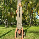 Jasminina jóga pozice z Afriky