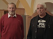 Jií Krampol a Ladislav Frej ve filmu Stáí není pro sraby