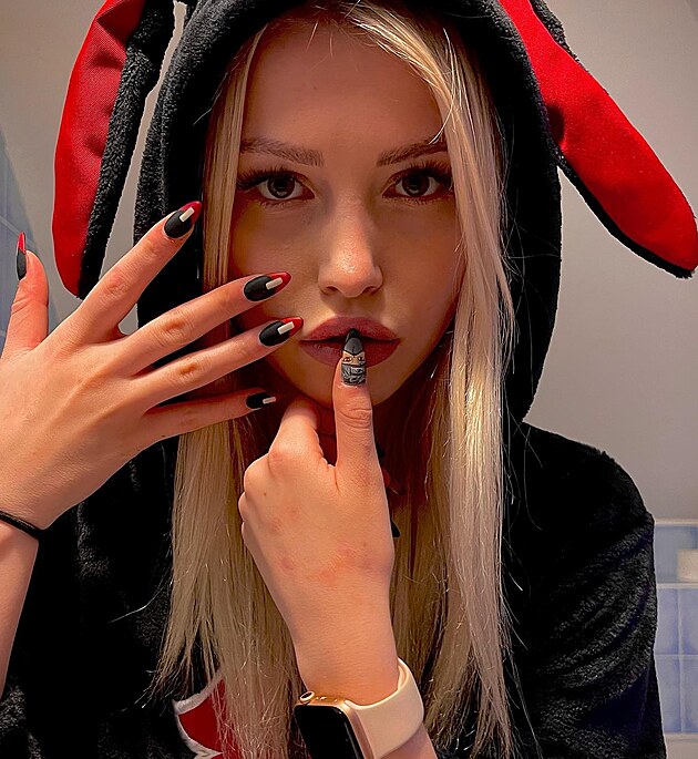 Val�rie Hol�kov� se netaj� psychick�mi probl�my, te� tak� p�iznala, �e se c�t�...