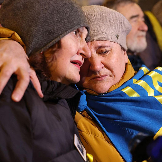 Eva Holubová na demonstraci na podporu Ukrajiny