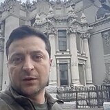 Volodymyr Zelenskyj zveřejnil v sobotu ráno nové video.