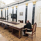 ojgu a Gerasimov - dva nejvy rut generlov - se pi setkn s Putinem,...