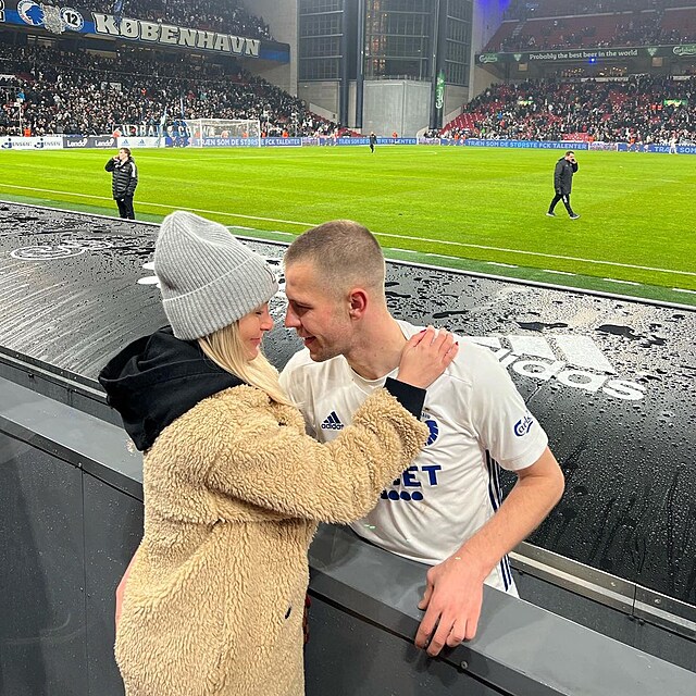 Fotbalistova partnerka uk�zala, jak se influencing ned�l�.