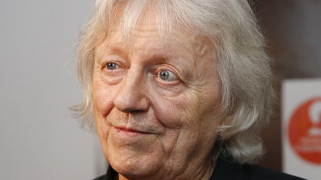 Václav Necká� p�i�el na oslavu 20. narozenin Divadla Broadway.