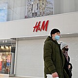 Zaven obchod H&M v ruskm Omsku.