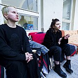 Tyto ukrajinské dívky také dobrovolničí v Domě Dobra na Florenci v Praze.
