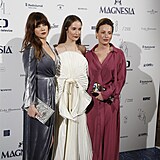 Jenovéfa Boková, Eliška Křenková a Anna Fialová předávaly cenu společně.