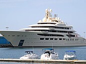 Usmanovova luxusní jachta Dilbar