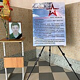 Pohřeb Jegora Počkaenka s vojenskými poctami