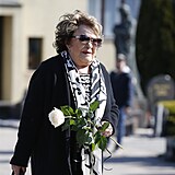 Jiřina Bohdalová na pohřbu Josefa Aloise Náhlovského