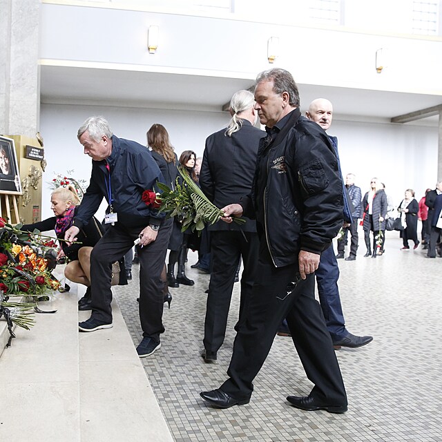 Na pohbu Josefa Aloise Nhlovskho nechybl ani Jakub Smolk. Zvolil hodn...