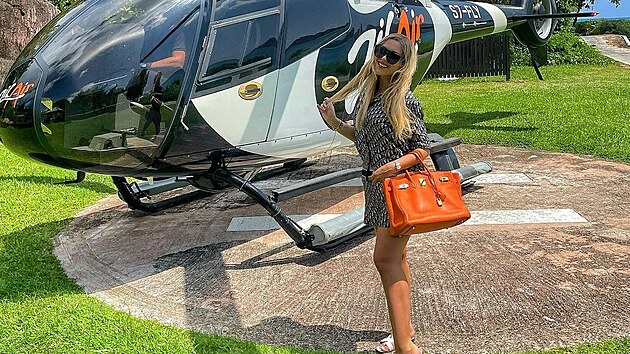Dominika Myslivcov vyrazila na luxusn dovolenou, na ostrov letla helikoptrou.