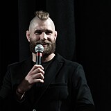 Nejlepší český MMA zápasník Jiří Procházka křtil filim o svém životě.
