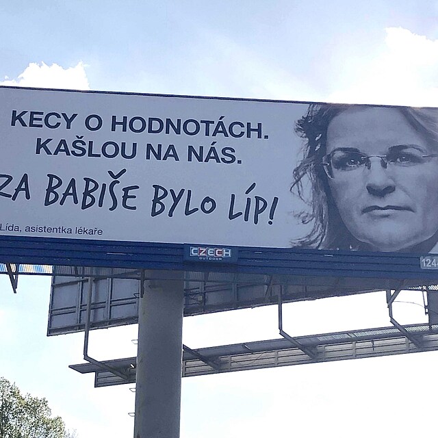 Hnut ANO u se vytasilo s pedvolebnmi billboardy Za Babie bylo lp!.