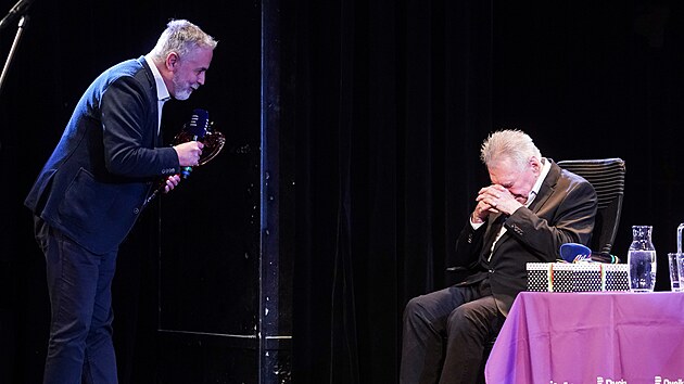 Ond�ej Kepka dojal zp�váka k slzám