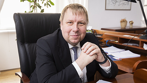 Ale Juchelka ve své poslanecké kancelái
