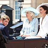 Princ George a vévodkyně Camilla a Kate