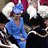 Camilla, Kate, William a Charles