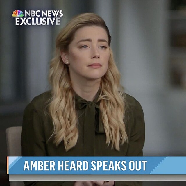 Amber Heard poskytla exkluzivn rozhovor televizn stanici NBC. Zpochybuje v...