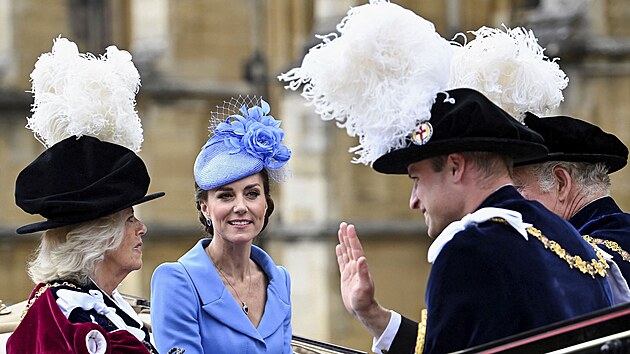Vévodkyn Camilla a Kate a princové William a Charles