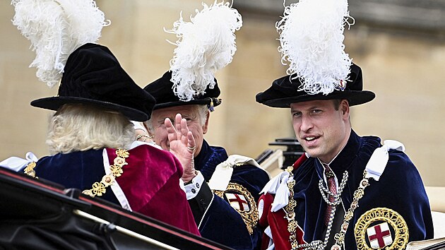 Po smrti své matky Albty II. je princ Charles novým králem a hlavou státu Spojeného království a 15 zemí Commonwealthu.