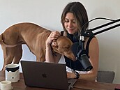 Teri Hodanová se aktuáln vnuje natáení podcastu AURA