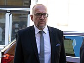 Ministr pro evropské záleitosi a senátor Mikulá Bek.