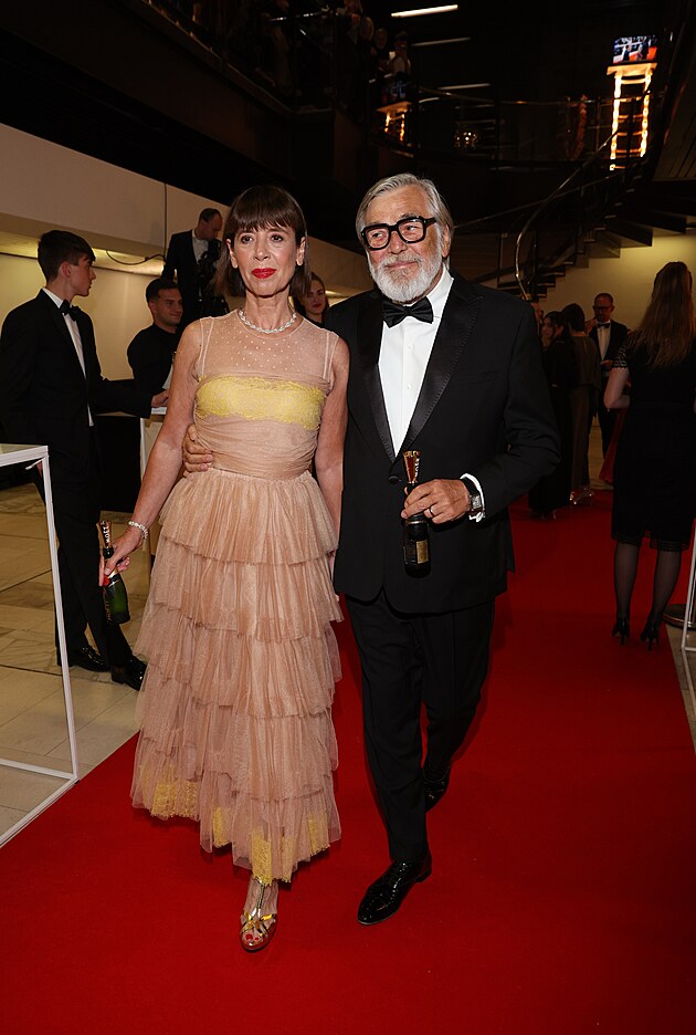 Andrea Barto�kov� vynesla �perky za miliony