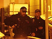 Policie je v Karlových Varech nebývale aktivní.