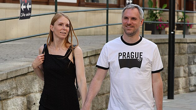 Praský primátor Zdenk Hib s manelkou Annou.