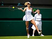 Tereza Martincová v akci na Wimbledonu