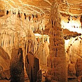 Zchladit se můžete třeba v Moravském krasu nebo Koněpruských jeskyních.
