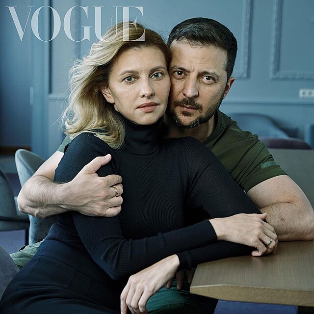 Volodymyr Zelenskyj s manelkou zapzoval pro Vogue.