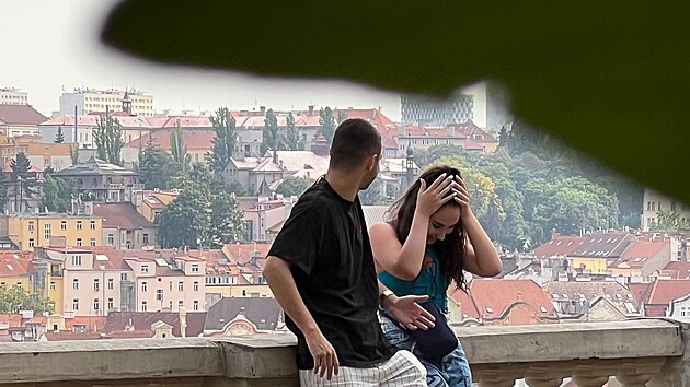 Natálie Grossová a influencer Adam Kajumi na romantické procházce Prahou...