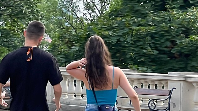 Natálie Grossová a influencer Adam Kajumi na romantické procházce Prahou...