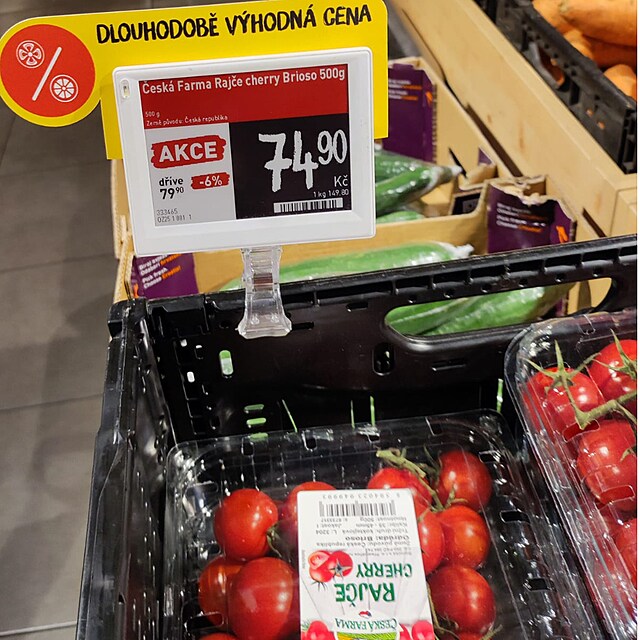 Bořek Slezáček se s humorem sobě vlastním pověnoval cenám potravin v Česku....
