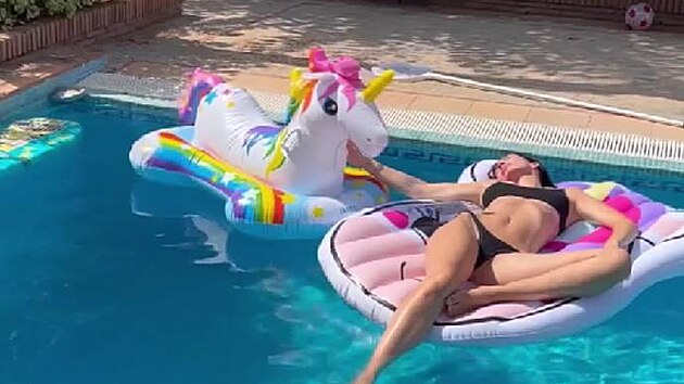 Monika Mareová vystavila dokonalou postavu.