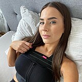 Barbora Stříteská podstoupila plastiku prsou.