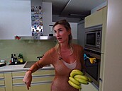 Dominika Mesaroová, silikony a banány