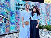 Eva Decastelo vyrazila s HanouTetíkovou na Mercedes-Benz Fashion Week.