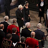 Bývalý britský premiér Boris Johnson přijíždí do Westminsterského opatství na...