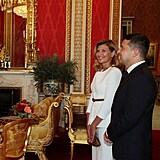 Volodymyr Zelenskyj s manželkou Olenou na návštěvě u prince Williama a jeho...