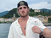 Logan Paul v zahranií