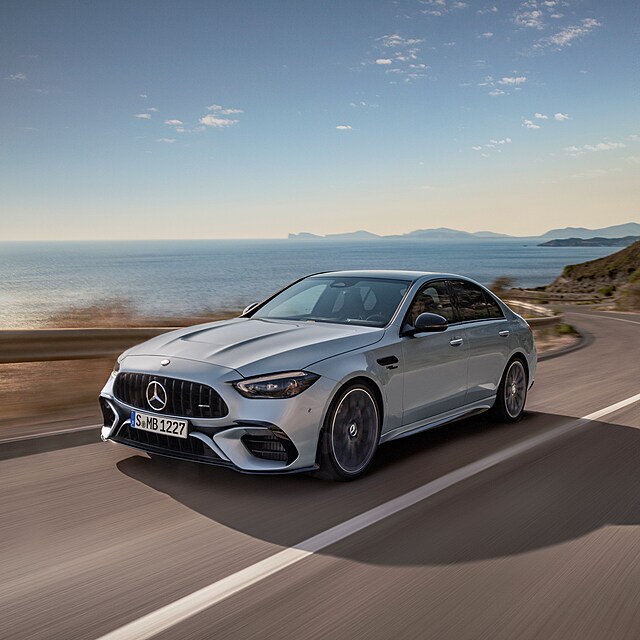 Mercedes-AMG C 63 S E Performance