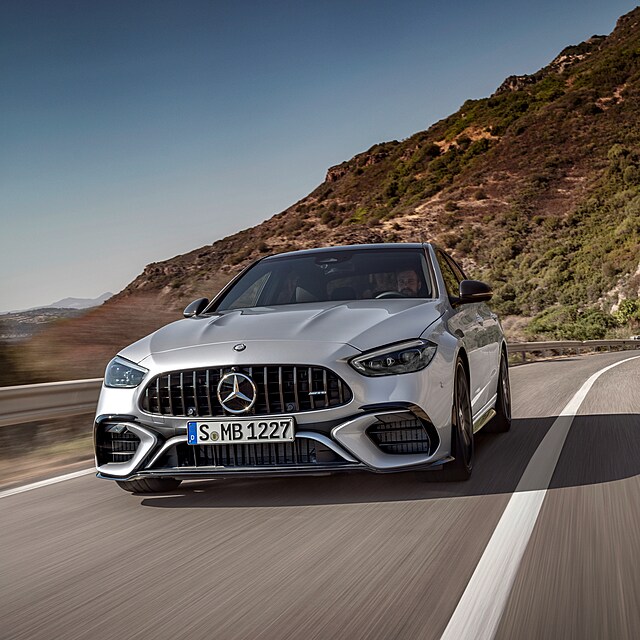 Mercedes-AMG C 63 S E Performance